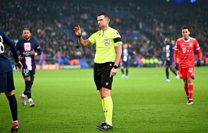 L’arbitre du match dévoilé, peu de cartons et de pénalités !