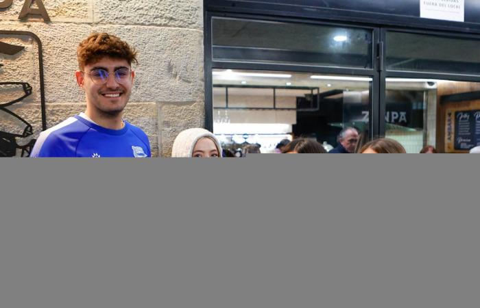 Les supporters d’Alavés envahissent Pampelune