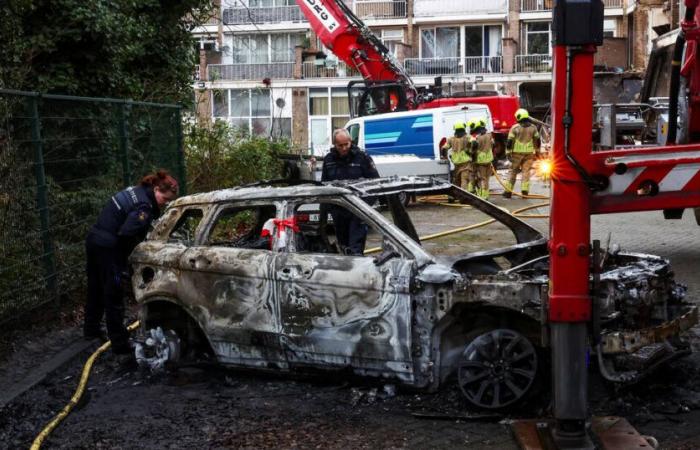 l’enquête s’oriente vers un acte criminel : Libération