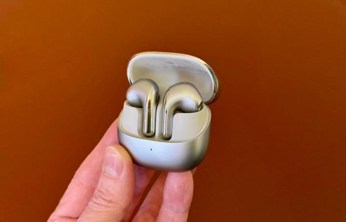 concurrents pour les AirPods 4 à moitié prix