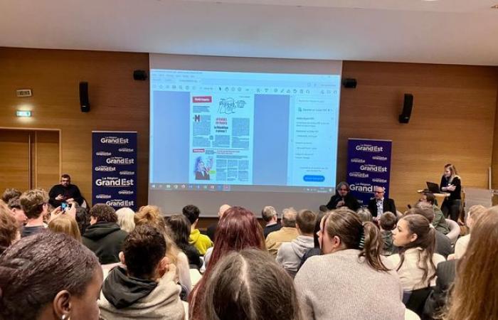 à Strasbourg, des lycéens participent à un numéro spécial de « Charlie Hebdo »