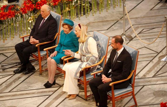 La famille royale norvégienne assiste à la remise du prix Nobel de la paix aux survivants d’Hiroshima et de Nagasaki