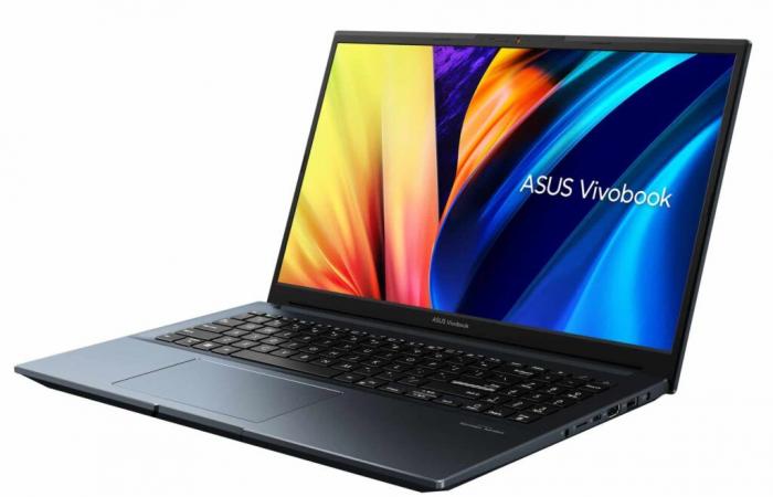 Promo 699 € Asus Vivobook Pro 15 N6500QF-HN048W, PC portable gamer pas cher Bleu polyvalent 15″ 144Hz AMD Ryzen 7-H performant RTX 2050 fin et léger