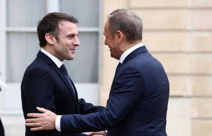 Macron se rendra à Varsovie pour parler de l’Ukraine, déclare Tusk