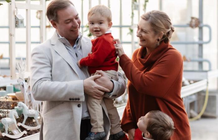 Charles et François du Luxembourg, enthousiasmés par un atelier de Noël solidaire