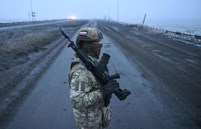 Quelle est la tactique russe du « hachoir à viande » qui permet de vaincre les forces ukrainiennes ?