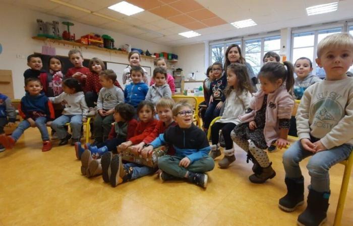 en Côte-d’Or, des élèves de maternelle confectionnent des coffrets de Noël