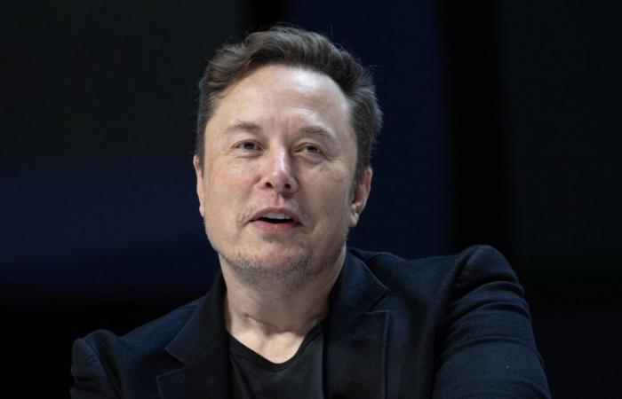 Elon Musk devient le premier à dépasser les 400 milliards de dollars