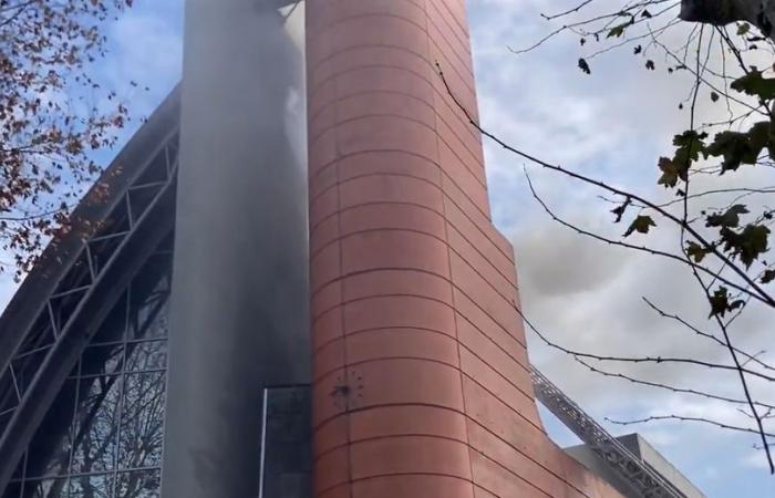 incendie de couvent, évacuation de la Vierge… photos du désastre de l’intérieur