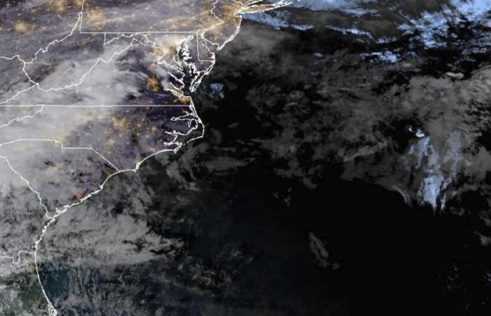 Une rivière atmosphérique et un potentiel cyclone à la bombe entraînent un hiver chaotique sur la côte Est