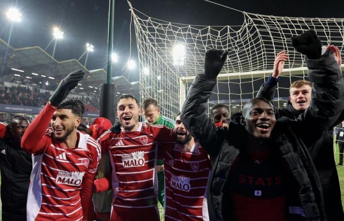 Ligue des champions. “Ce n’est pas une mince affaire.” L’entraîneur du Stade Brestois Eric Roy savoure sa victoire face au PSV Eindhoven