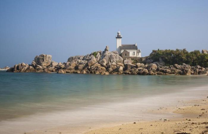 Ce village du Finistère nous transporte dans les Caraïbes et nous rappelle l’été