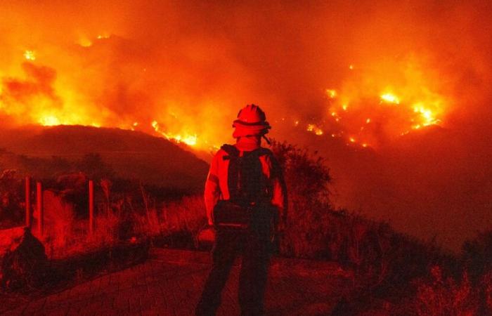 L’incendie de Malibu fait rage alors que des habitants célèbres évacuent et que des étudiants s’abritent