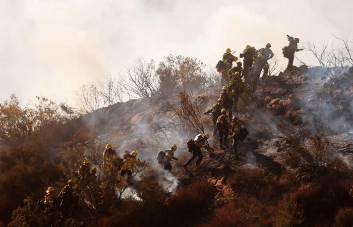 18 000 habitants risquent d’être évacués alors que les avertissements d’incendie du drapeau rouge persistent