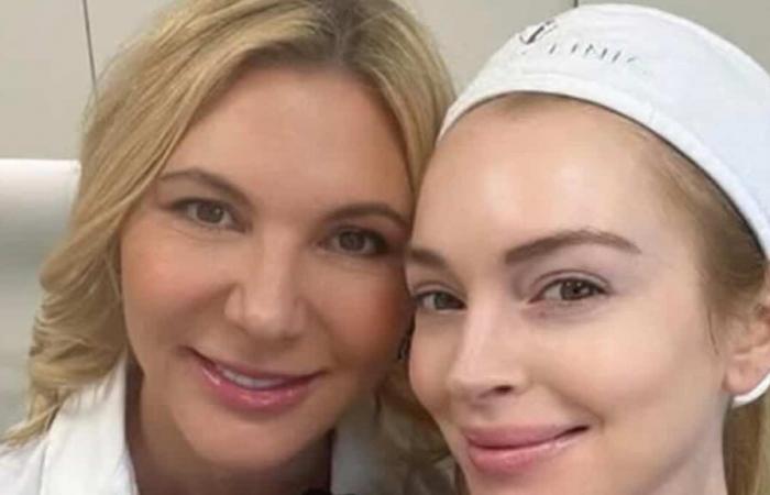 Lindsay Lohan est lumineuse, sans maquillage, avec son dermatologue