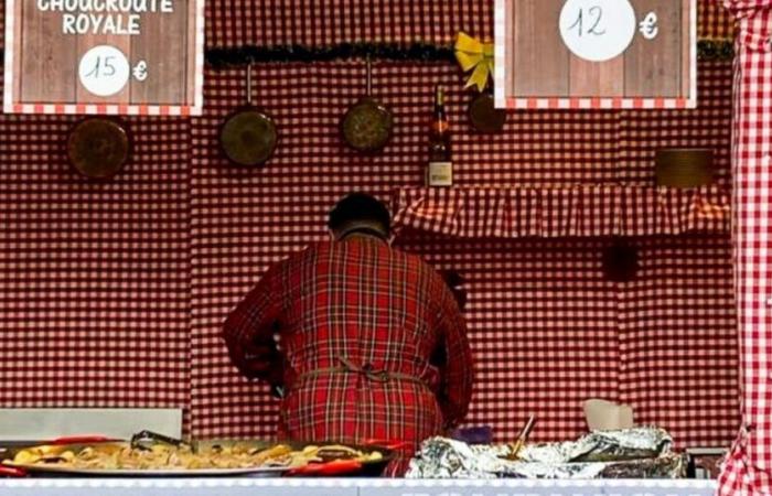 Deux chalets du marché de Noël de Bordeaux ravagés par les flammes