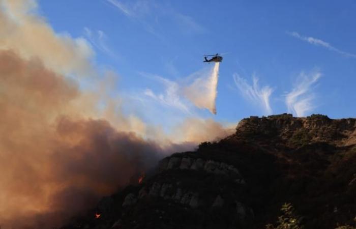 En Californie, des milliers de personnes évacuées de Malibu, en proie à un important incendie