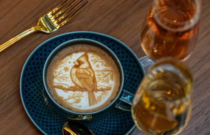 Un Tea Time de Noël enchanteur à l’Officine de l’Hôtel du Louvre avec Jade Genin