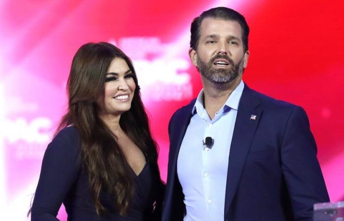 Kimberly Guilfoyle hors de l’image alors que Don Jr. apparaît avec New Squeeze