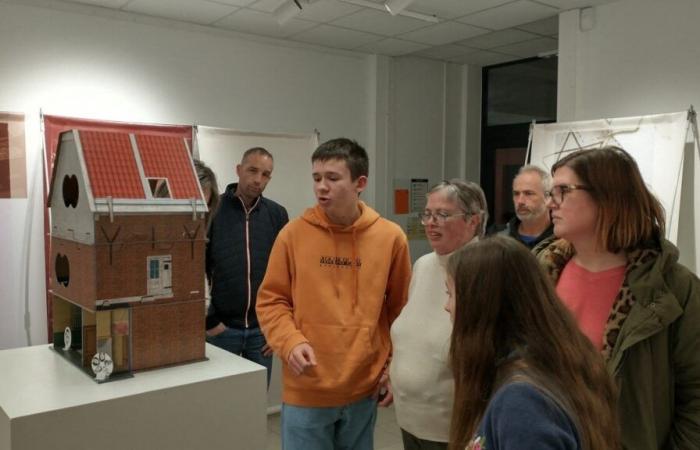 Nommé en son honneur, ce collège est le seul du Calvados à accueillir l’exposition sur Anne Frank.