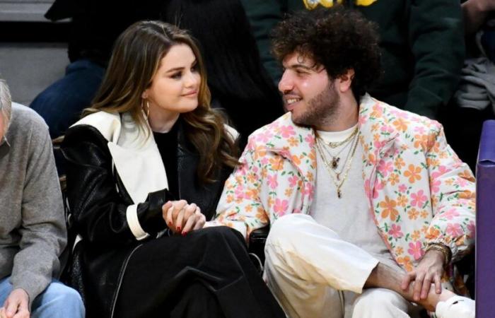 Selena Gomez et Benny Blanco sont fiancés après 1 an de relation