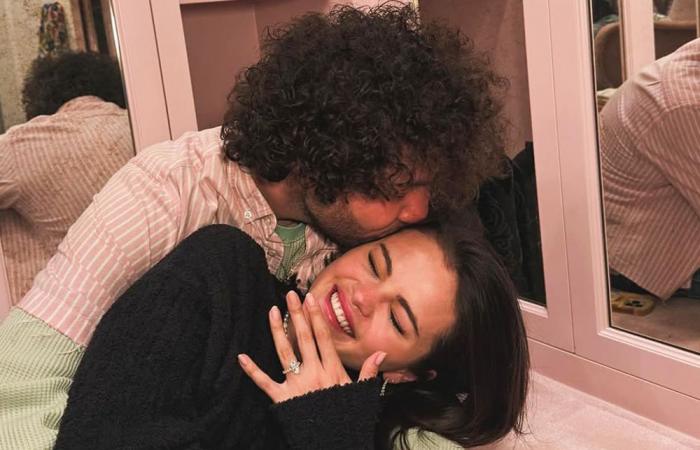 Selena Gomez fiancée à Benny Blanco, flashe sur la bague