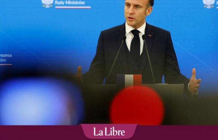 Macron n’a toujours pas nommé de nouveau Premier ministre : « On assiste au bûcher des vanités »