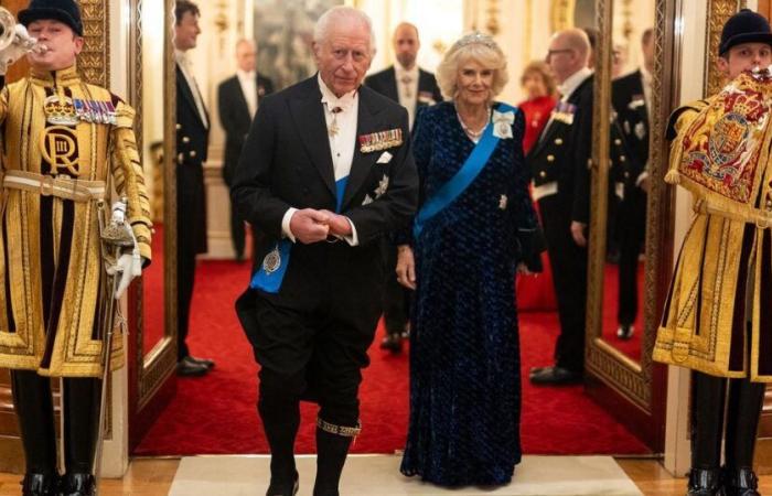 La fête de Noël à Buckingham Palace a complètement mal tourné…