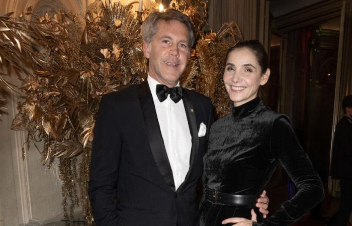 Emmanuel Philibert de Savoie et son épouse Clotilde enchantent le gala des ordres dynastiques à Paris