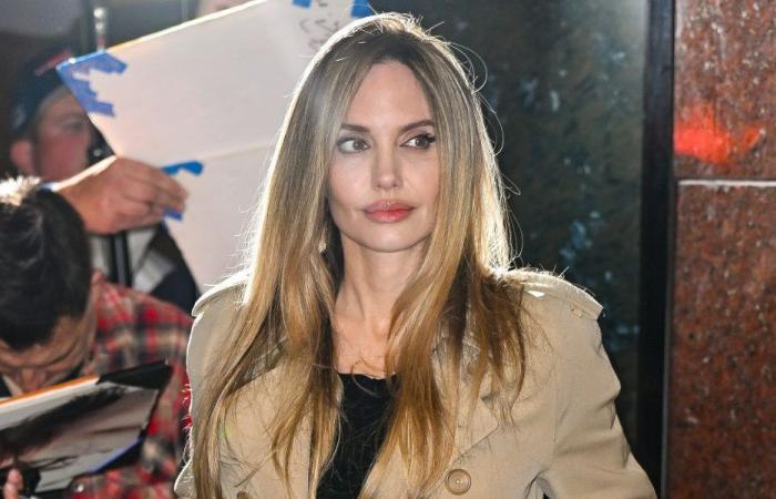 Angelina Jolie “perdue [sa] voix » après la mort de sa mère