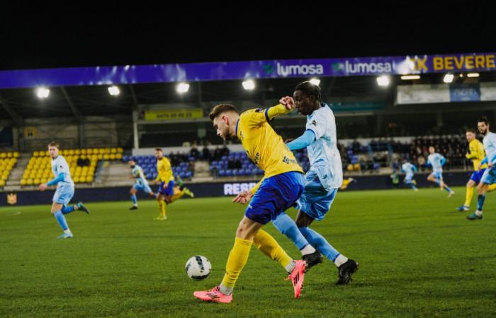 DRIES WUYTENS VAINQUEUR DU MATCH APRÈS LA TÊTE DROITE – SK Beveren