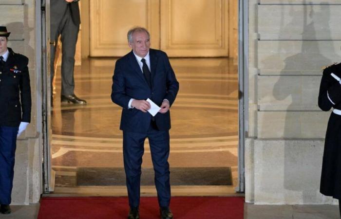 François Bayrou se dit « un Premier ministre de plein exercice et de complémentarité » avec Macron