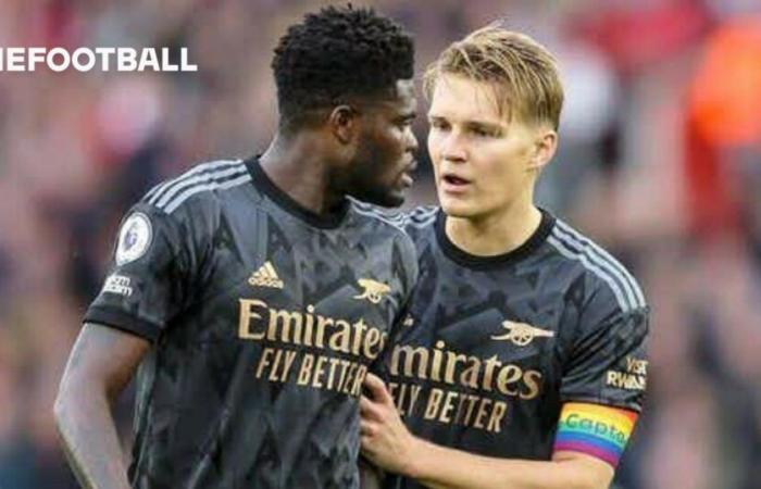 Arsenal devrait-il laisser Thomas Partey ou Jurrien Timber contre Everton ?