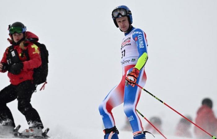 heavy fall of Clément Noël during the giant of Val d’Isère