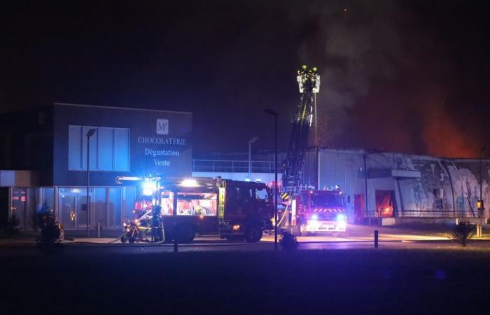 A fire destroys the Max Vauché chocolate factory in Controis-en-Sologne