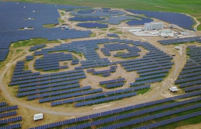 Les progrès chinois dans le photovoltaïque « pousseront d’autres pays à adopter des technologies propres »