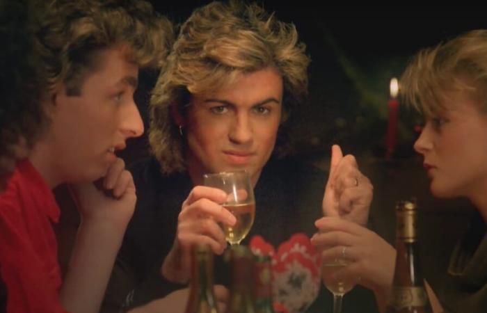 “George Michael voulait avoir son propre classique de Noël.” L’incroyable histoire du tube légendaire “Last Christmas”