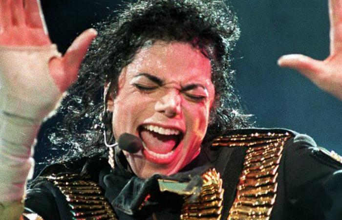 cassettes contenant des chansons inédites de Michael Jackson trouvées dans une unité de stockage