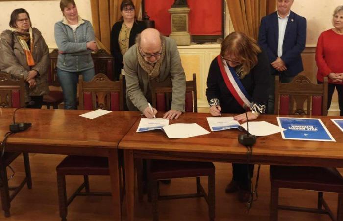 Aubin. Le CCAS promeut la signature d’une charte entre Alzheimer 12 et la ville