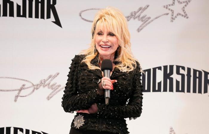 Dolly Parton partage une demande faite par son mari Carl Dean au début de son mariage