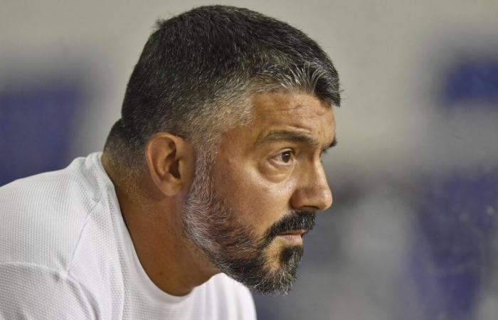 Gennaro Gattuso se rase pour la première fois depuis vingt-deux ans et met sa barbe aux enchères