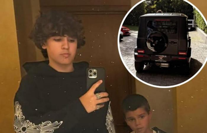 Mason Disick reçoit un wagon Mini G de son père Scott Disick pour son 15e anniversaire : “C’est toujours un wagon !”