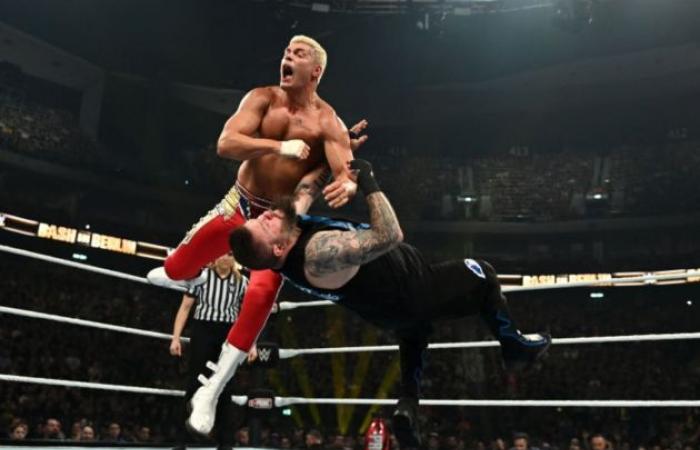 Comment regarder le « Main Event de la WWE Saturday Night » en direct en ligne