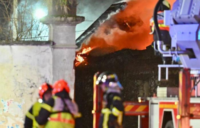 Vosges. Un important incendie se déclare dans l’ancienne filature George-Perrin à Charmes