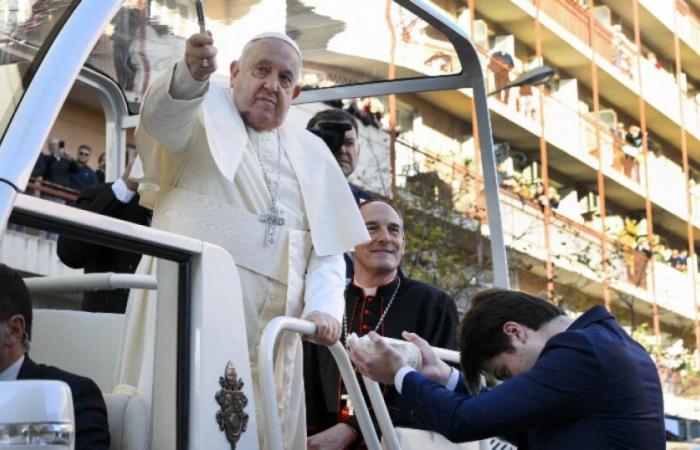 En visite en Corse, le pape François admet que « la question de Dieu semble s’estomper » : Actualités