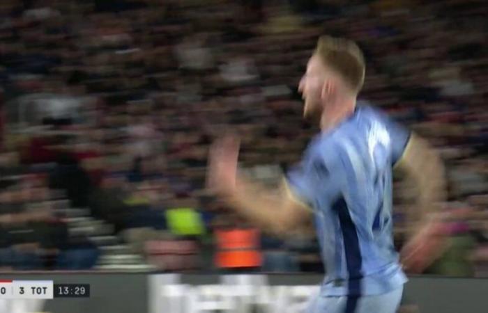 Heung-min Son et Dejan Kulusevski marquent deux fois en 2 minutes pour donner à Tottenham une avance de 3-0