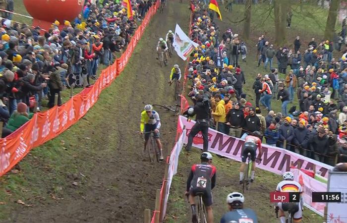 Spectacle à la Citadelle de Namur ! Vanthourenhout remporte la première victoire d’Aert depuis son retour après une chute au tour final