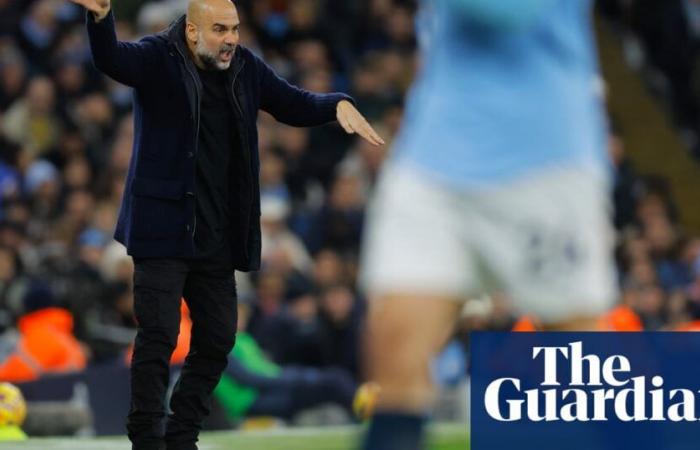 Pep Guardiola estime qu’il n’est “pas assez bon” après la défaite tardive de City face à United