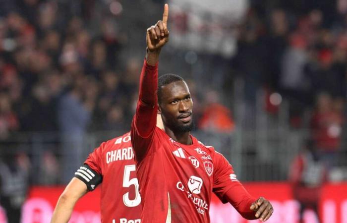 Brest retrouve le chemin de la victoire en Ligue 1 avec une défaite 4-1 contre Nantes