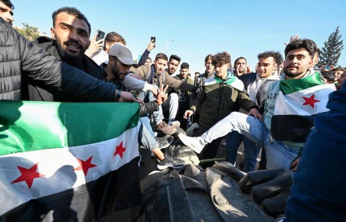 En Syrie, l’État en place laisse des traces sur la population après la chute du régime de Bachad al-Assad